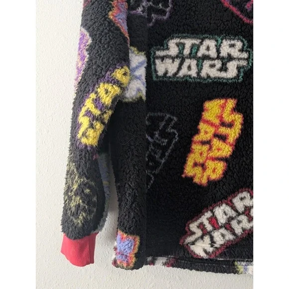 Star Wars Sherpa Pullover Sz L Sweatshirt Disney Parks Unisex Red Trim Cosplay - Picture 4 of 9
